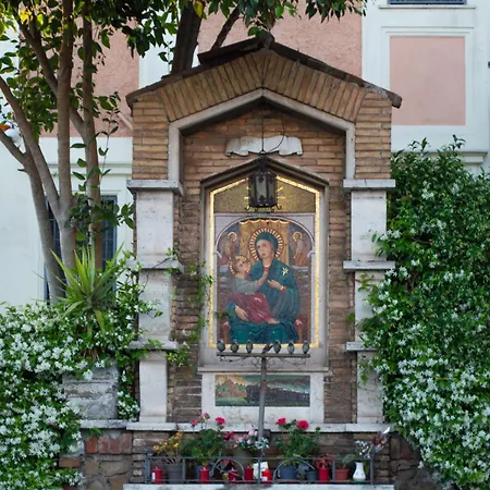 Ari's Design In Pigneto Area